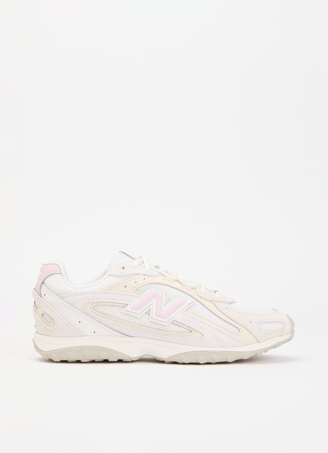 New Balance 204L sneaker van mesh met details van suède - voorkant 4 gebroken wit