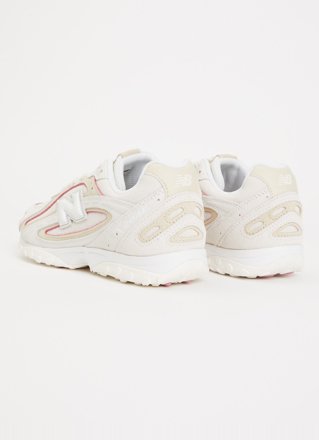 New Balance 204L sneaker van suède met leren details - achterkant 4 creme