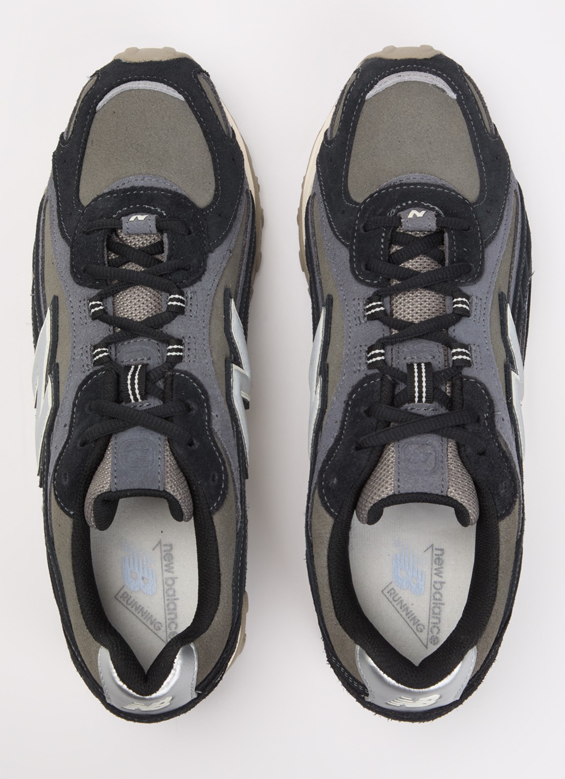 New Balance 204L sneaker van suède - detail 4 zwart