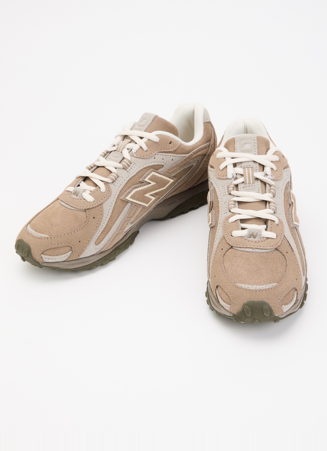 New Balance 204L sneaker van suède - detail 2 lichtbruin