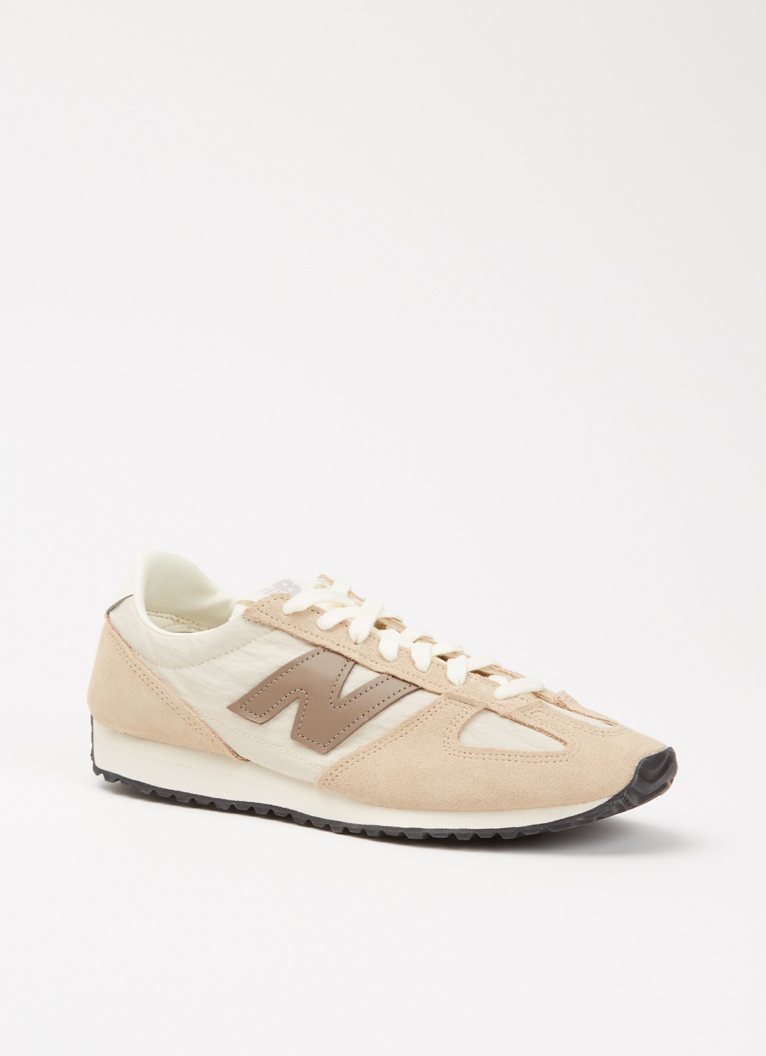 New Balance 471 sneaker met suède details - voorkant 5 beige