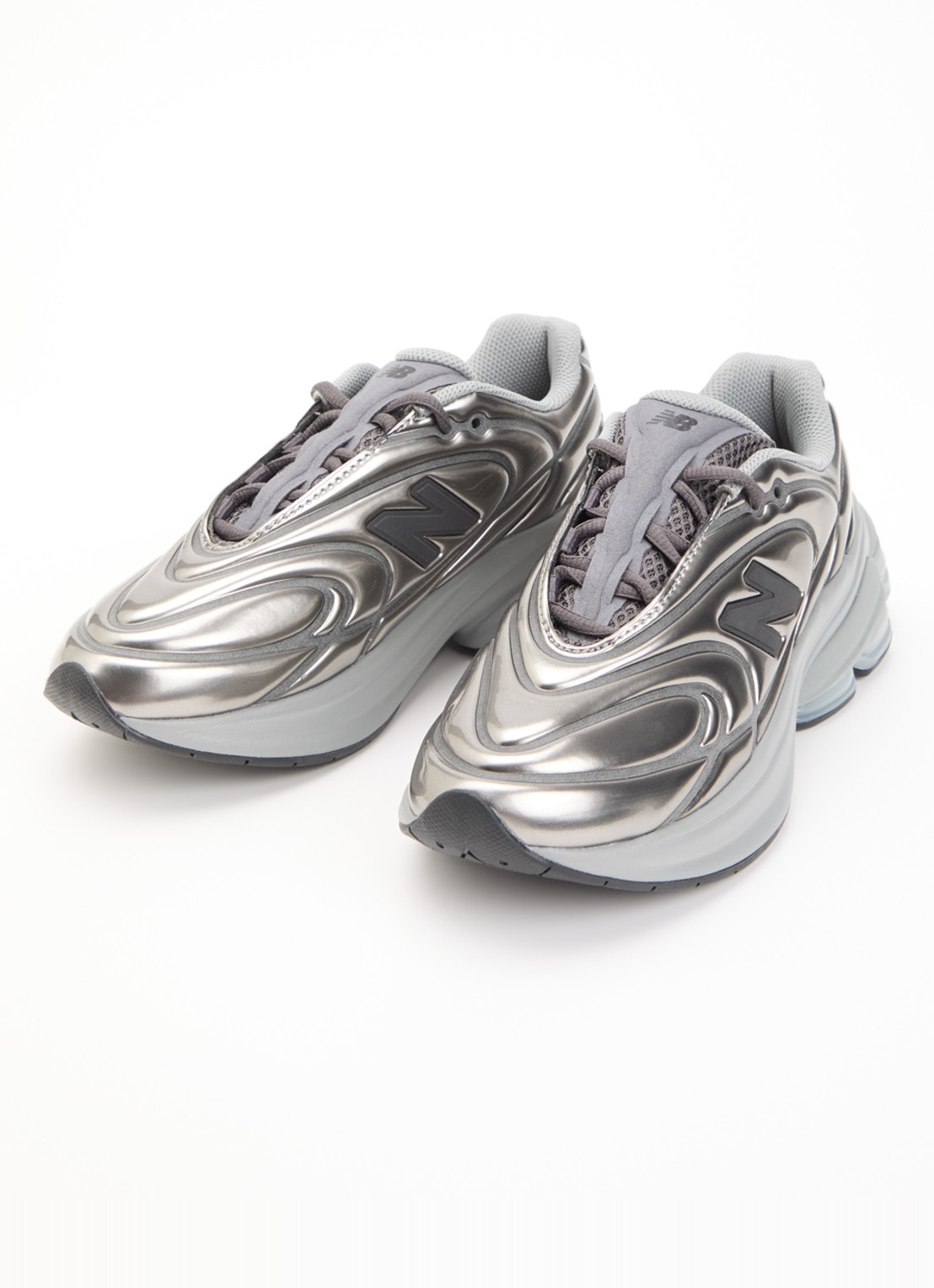 New Balance 5030 sneaker met metallic finish - detail 2 donkergrijs