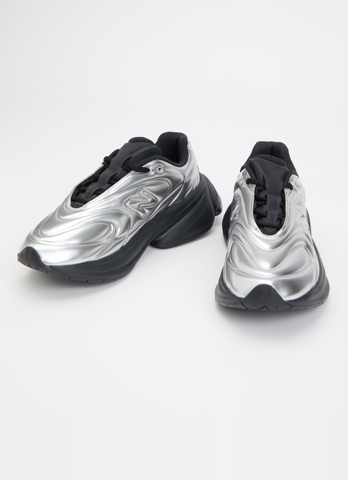New Balance 5030 sneaker met metallic finish - detail 3 zilver