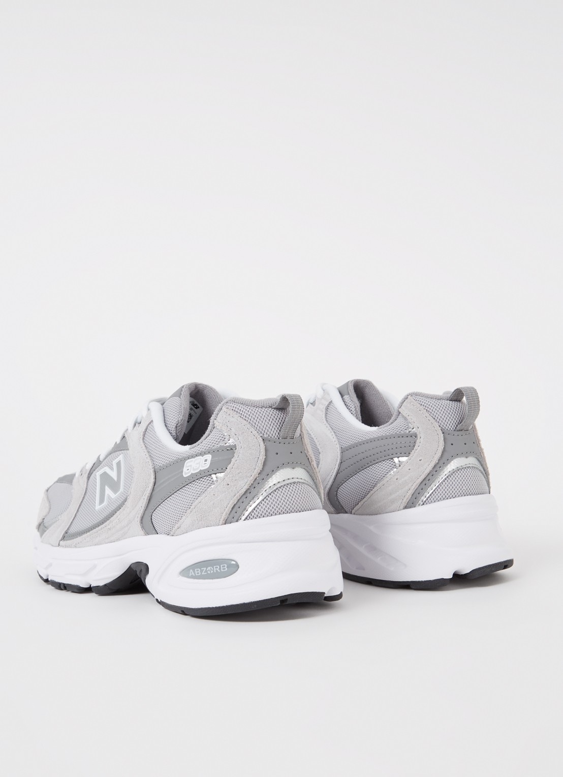 New Balance 530 sneaker met leren details - achterkant 3 lichtgrijs