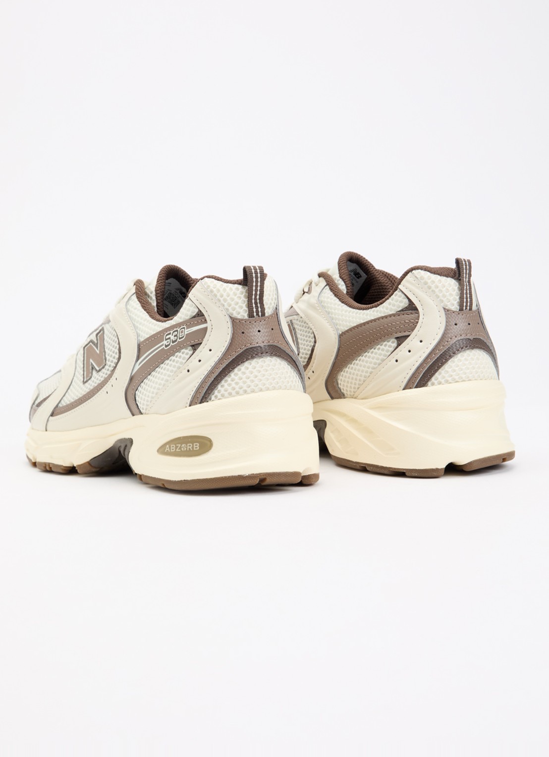 New Balance 530 sneaker met mesh details - achterkant 2 lichtbruin