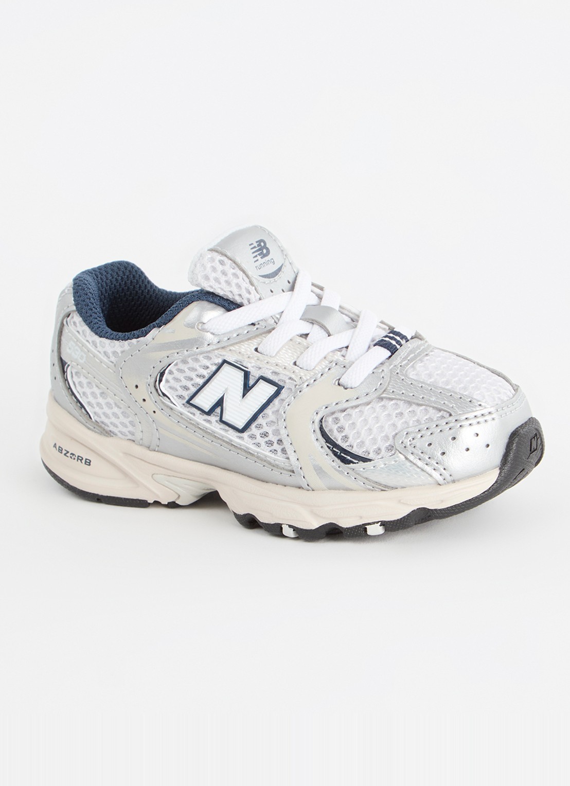 New Balance 530 sneaker met mesh details - voorkant lichtgrijs