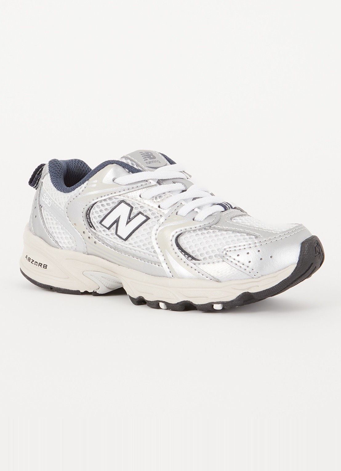New Balance 530 sneaker met mesh details - voorkant lichtgrijs