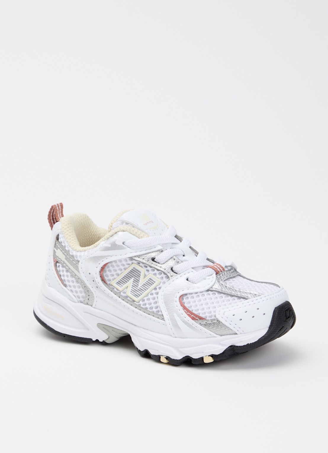 New Balance 530 sneaker met mesh details - voorkant 2 wit
