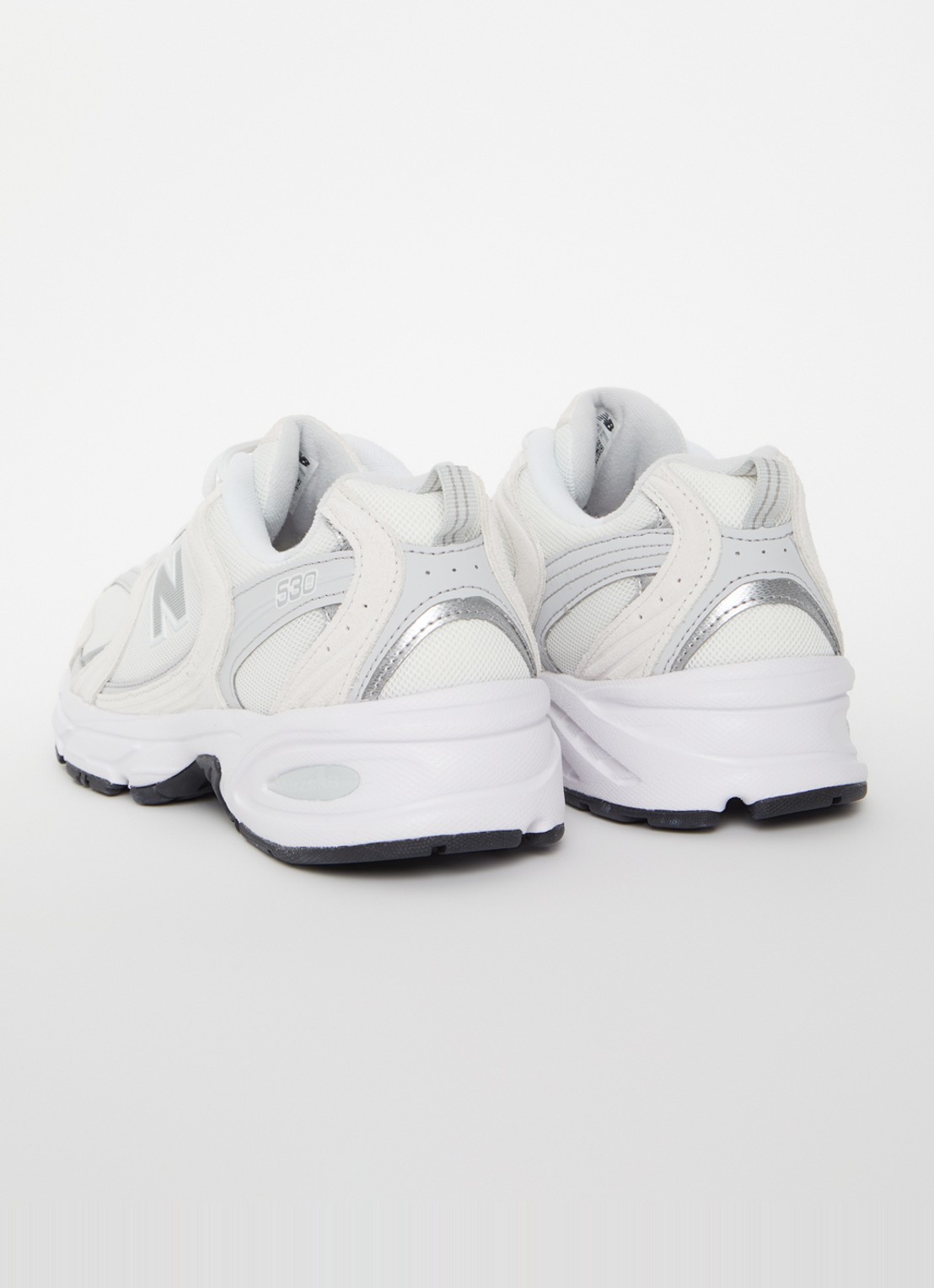 New Balance 530 sneaker met suède details - achterkant 5 lichtgrijs