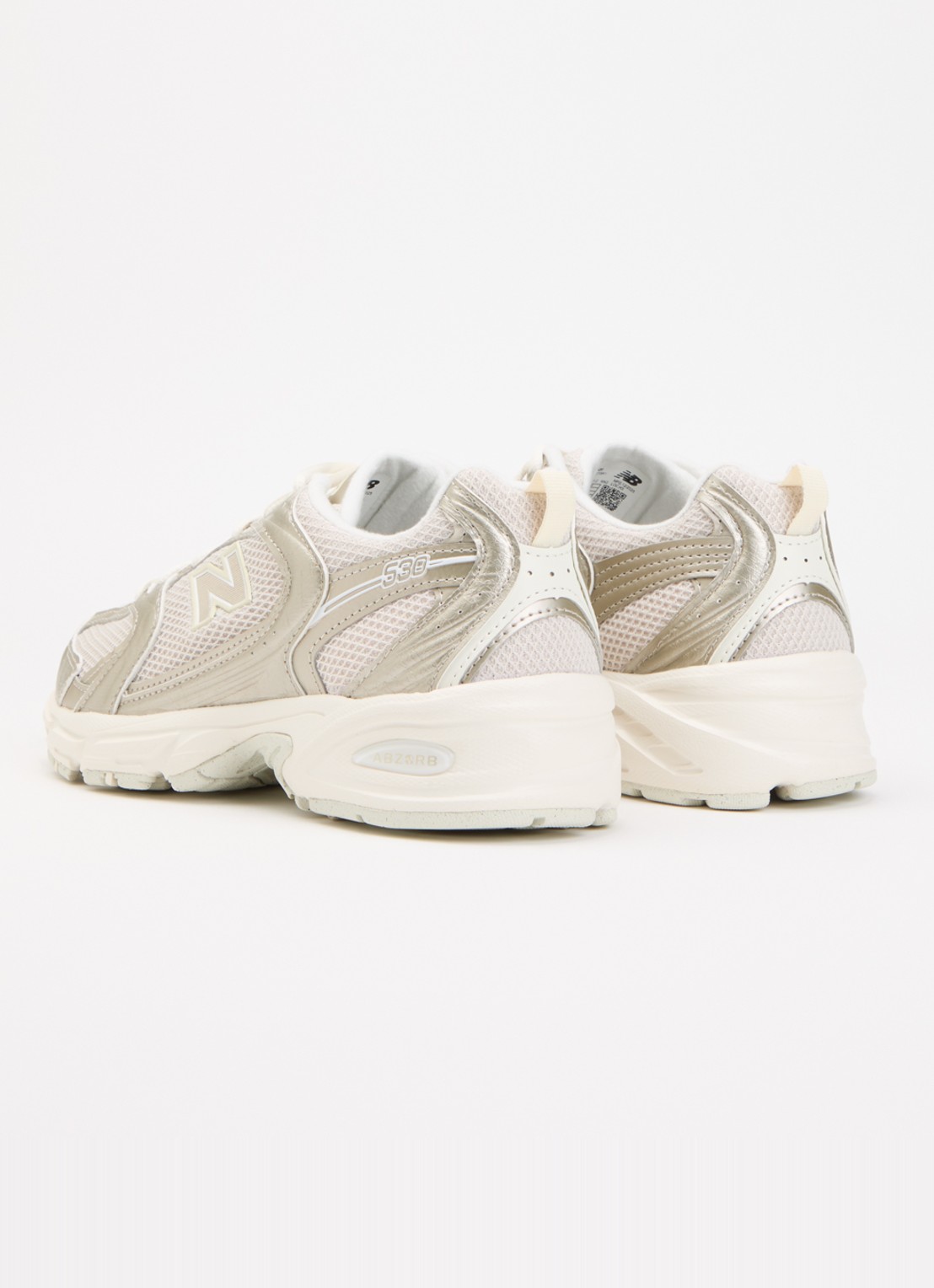 New Balance 530 sneaker van mesh met metallic details - achterkant 2 goud