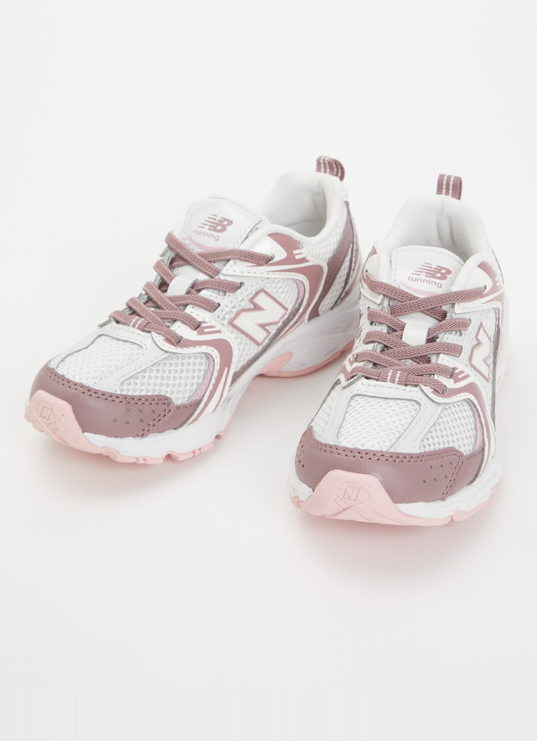 New Balance 530sneaker met details van mesh - voorkant 2 roze