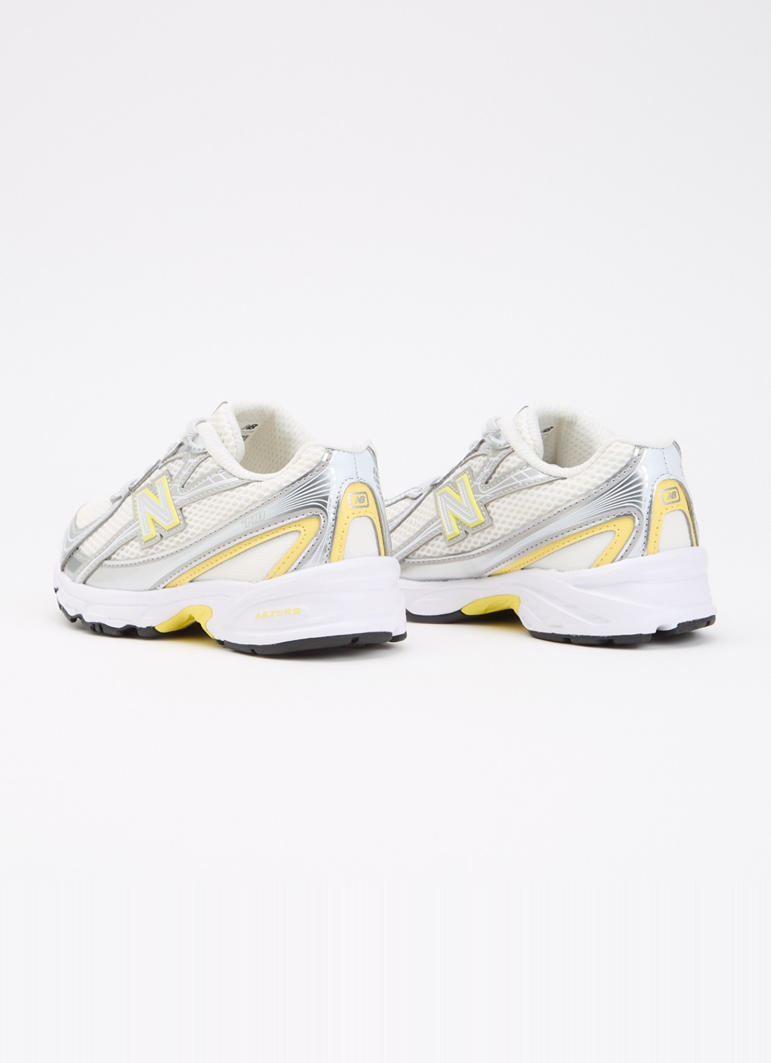 New Balance 740 sneaker met mesh details - achterkant 4 zilver