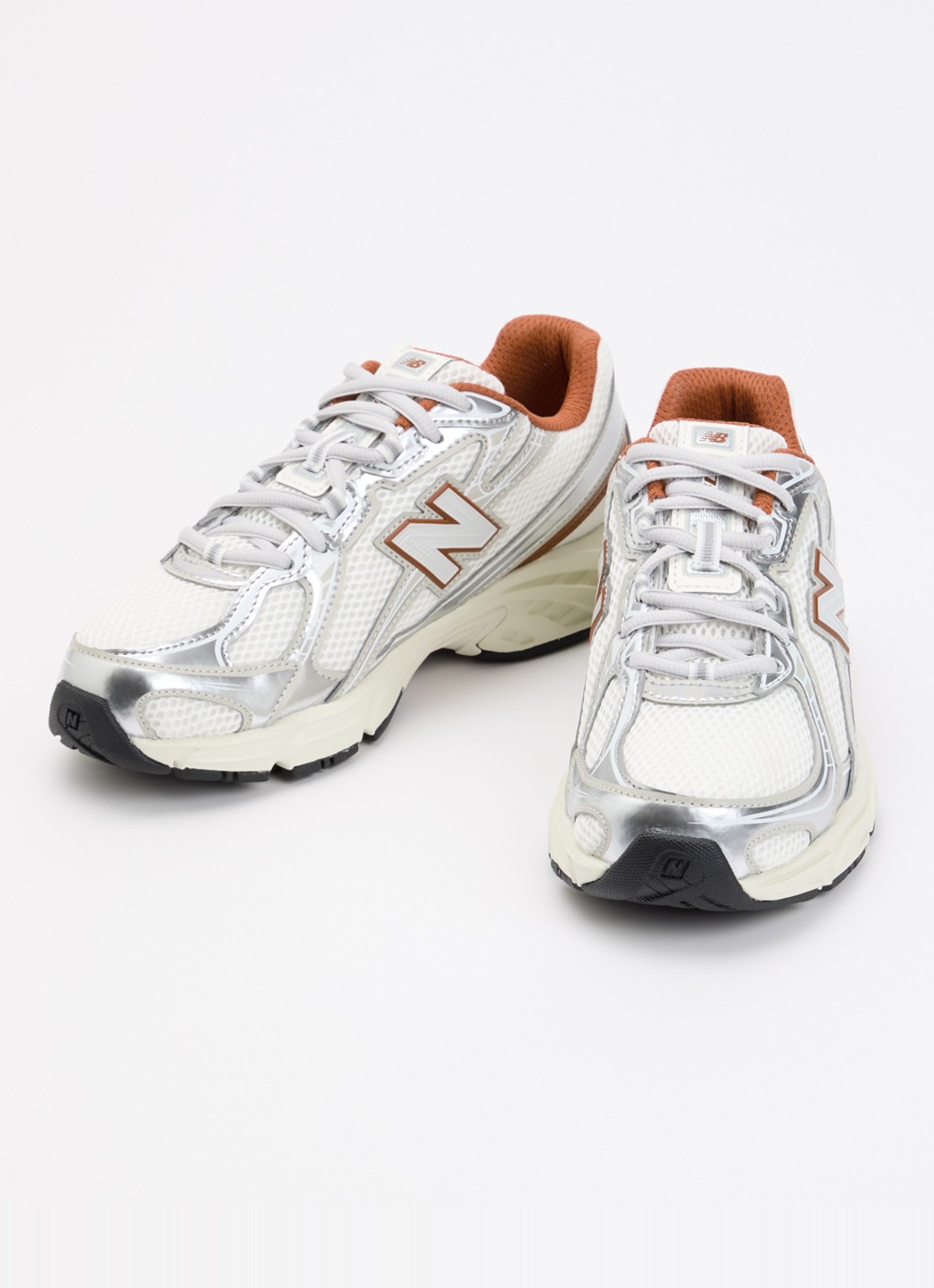 New Balance 740 sneaker van mesh met metallic details - detail gebroken wit