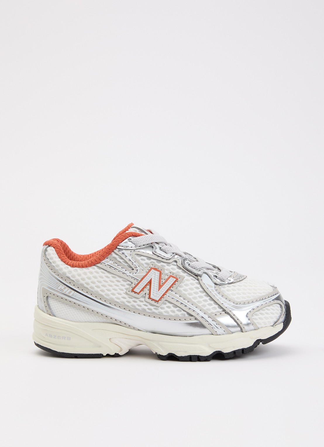 New Balance 740 sneaker van mesh met metallic details - voorkant 2 oranjerood