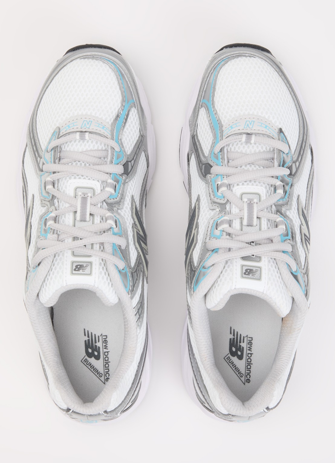 New Balance 740 sneaker van mesh met metallic finish - detail 4 lichtgrijs