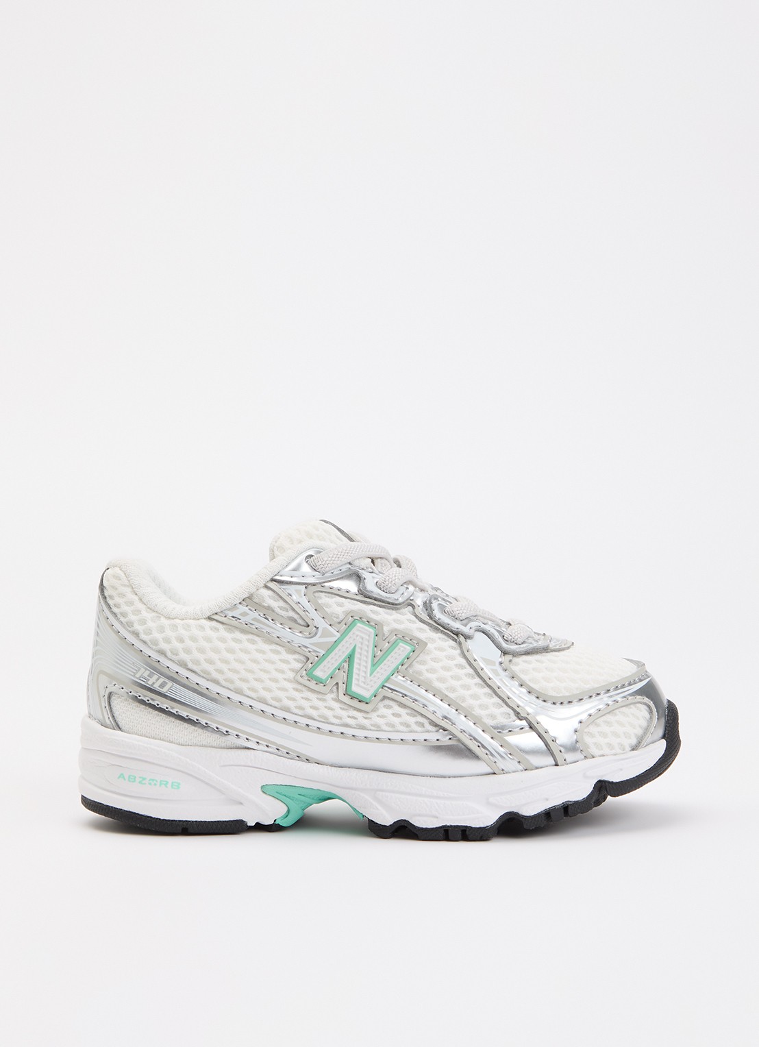 New Balance 740 sneaker van mesh met metallic finish - voorkant zilver