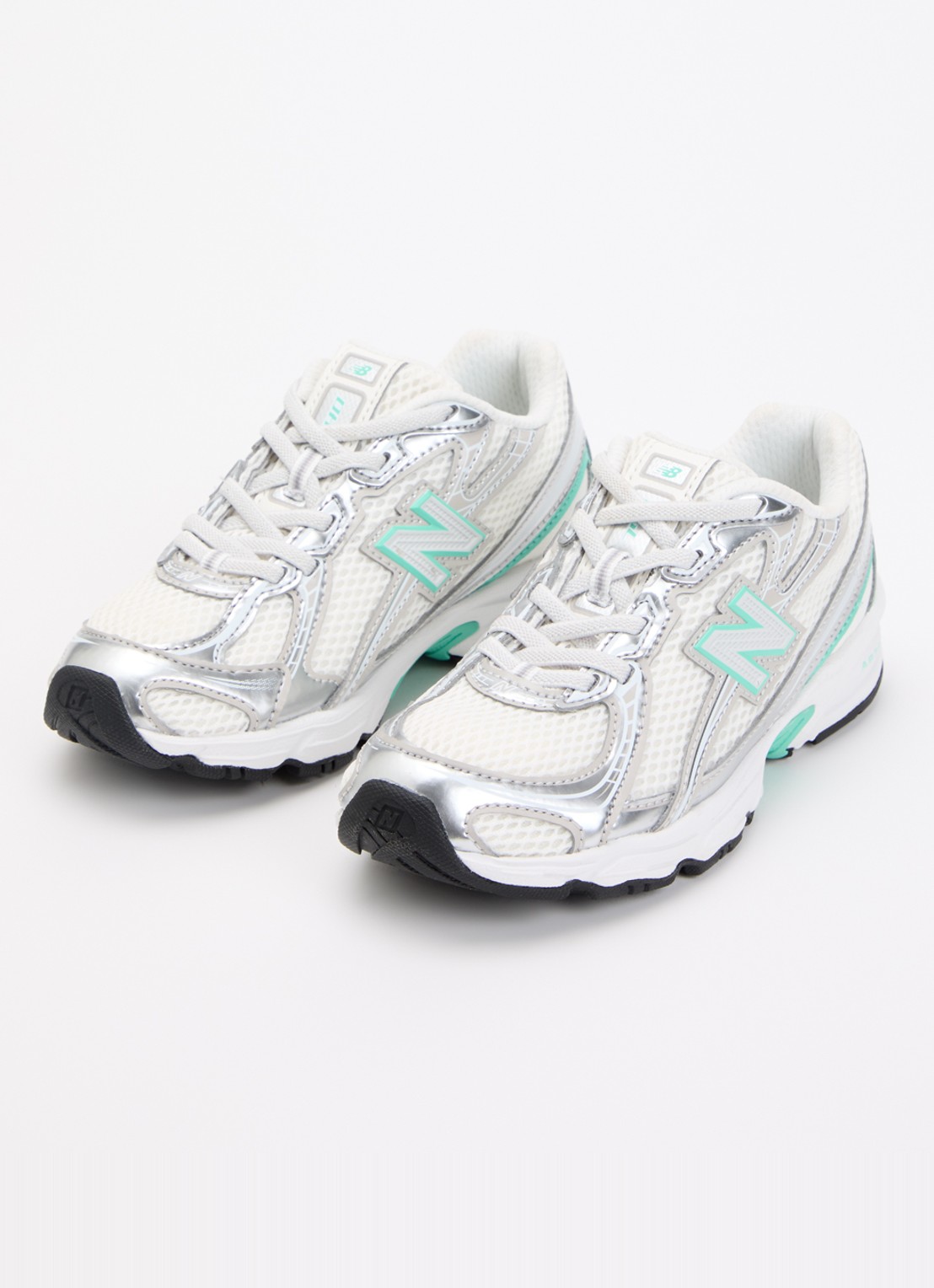 New Balance 740 sneaker van mesh met metallic finish - voorkant 3 mint
