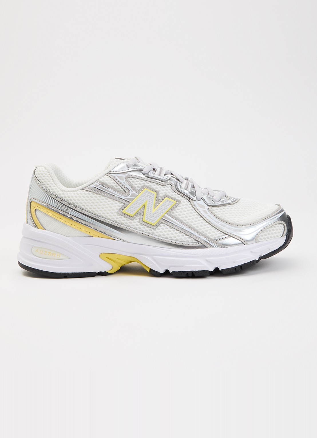 New Balance 740 sneaker van mesh met metallic finish - voorkant zilver