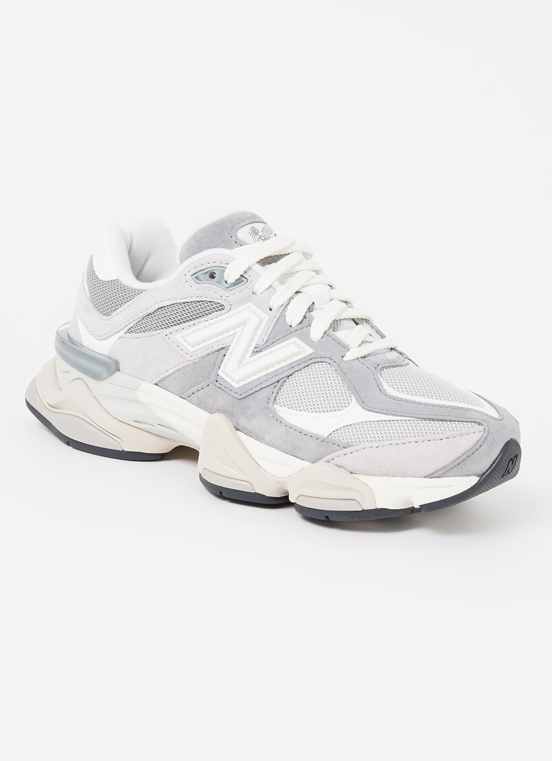 New Balance 9060 sneaker met mesh details - voorkant lichtgrijs