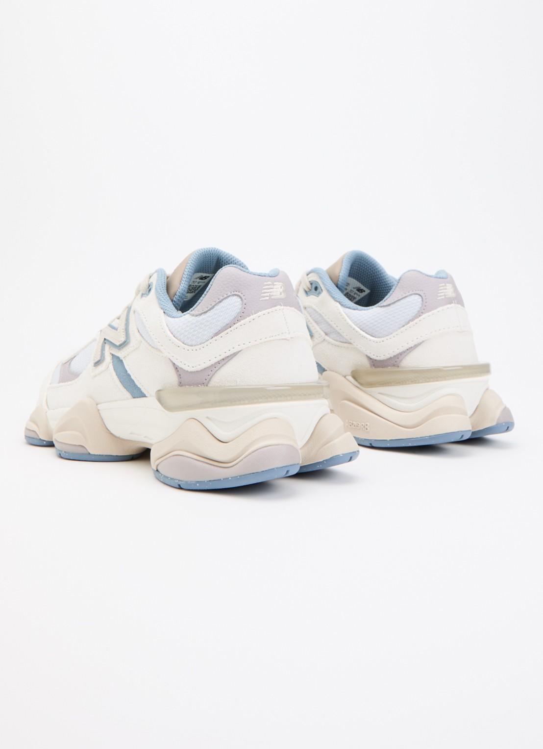 New Balance 9060 sneaker met mesh details - achterkant 5 creme