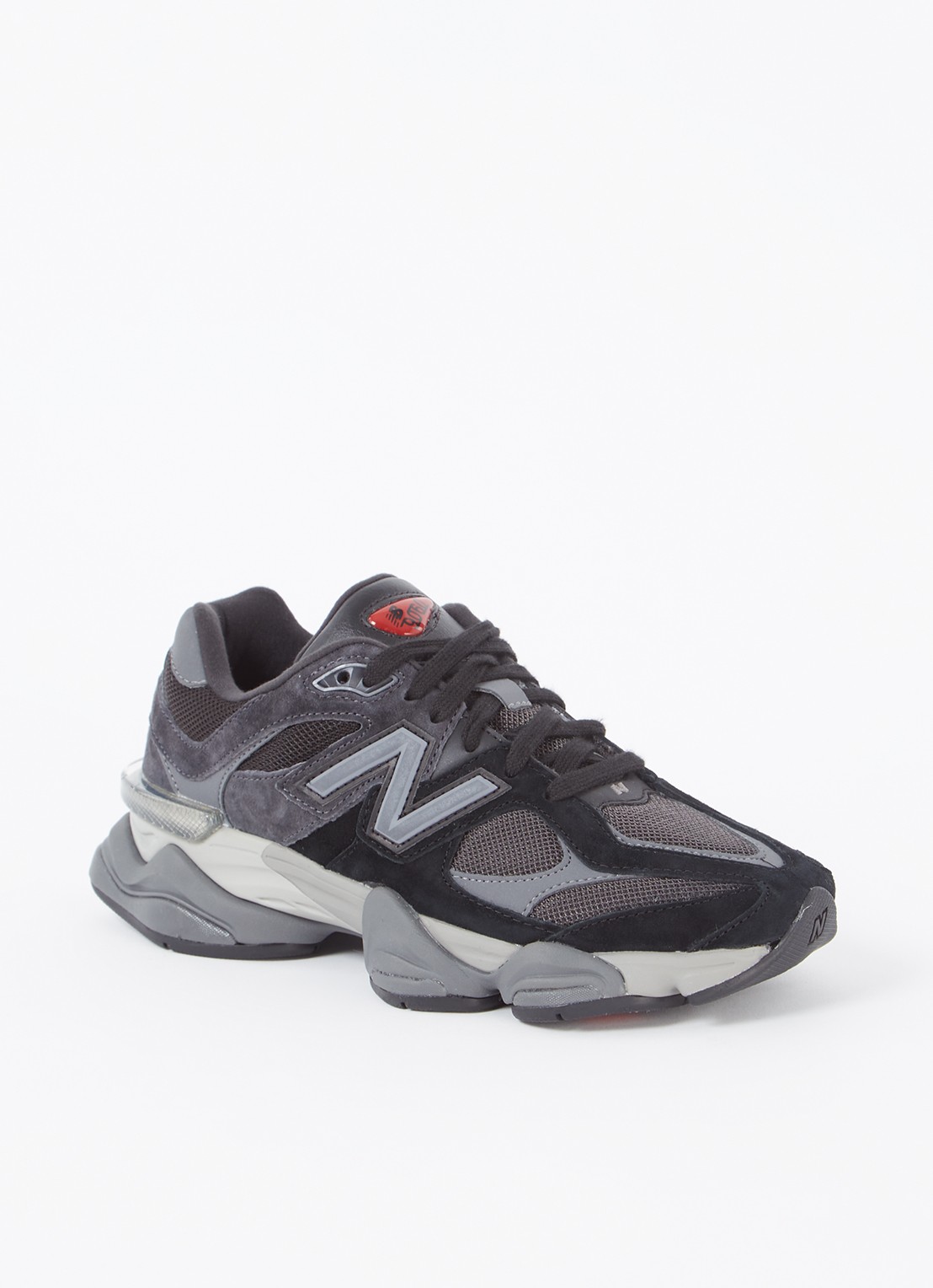 New Balance 9060 sneaker met mesh en suède details - voorkant zwart