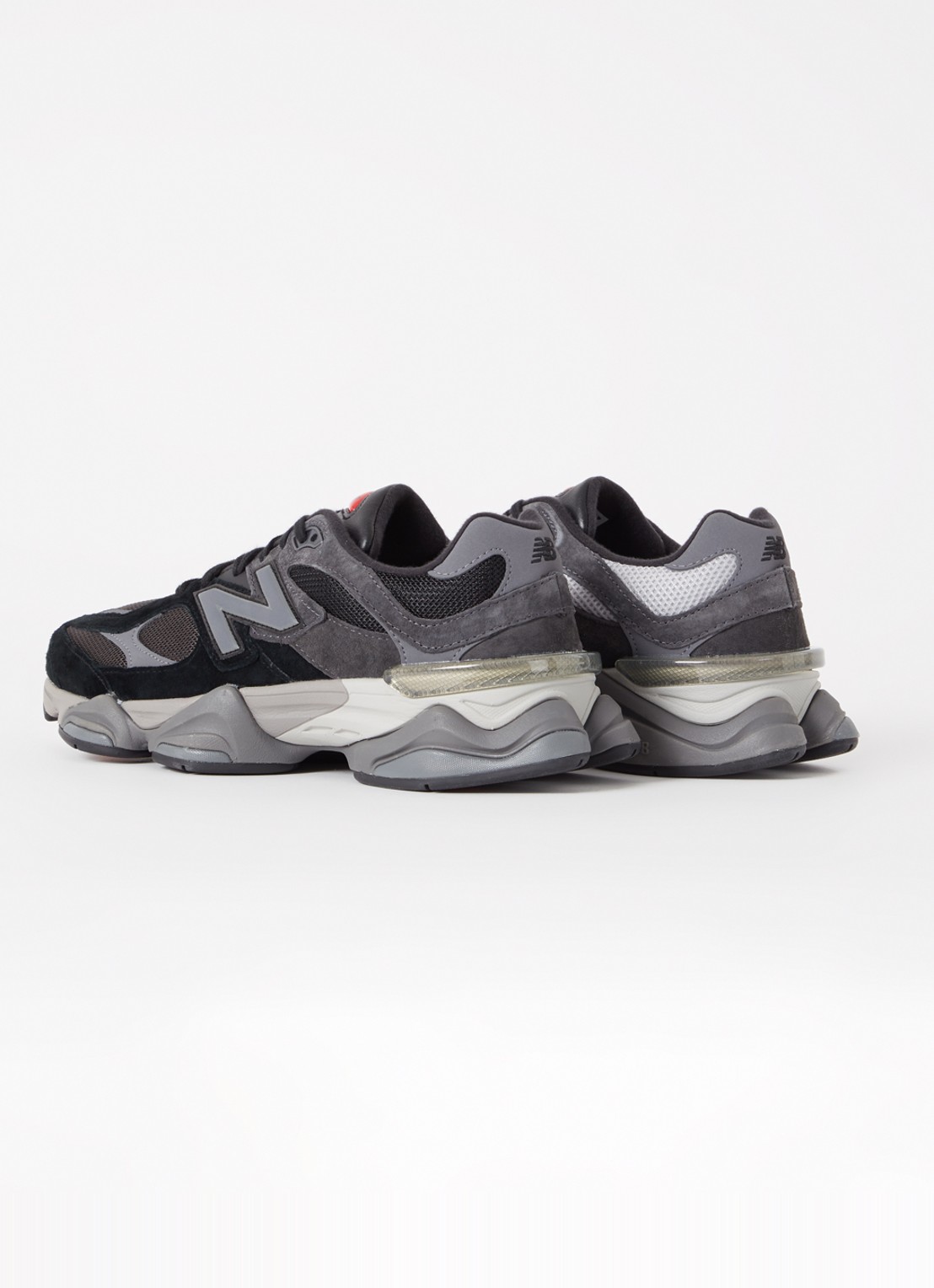 New Balance 9060 sneaker met suède details - achterkant 3 zwart