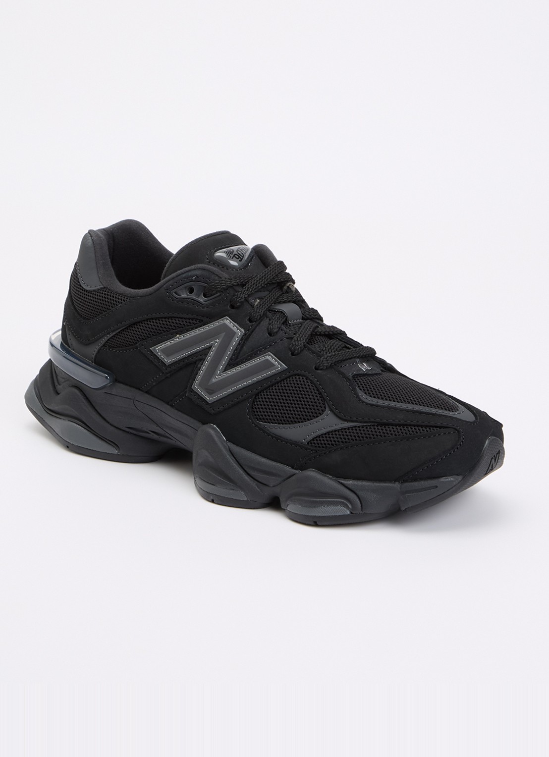 New Balance 9060 sneaker met suède details - voorkant 2 zwart