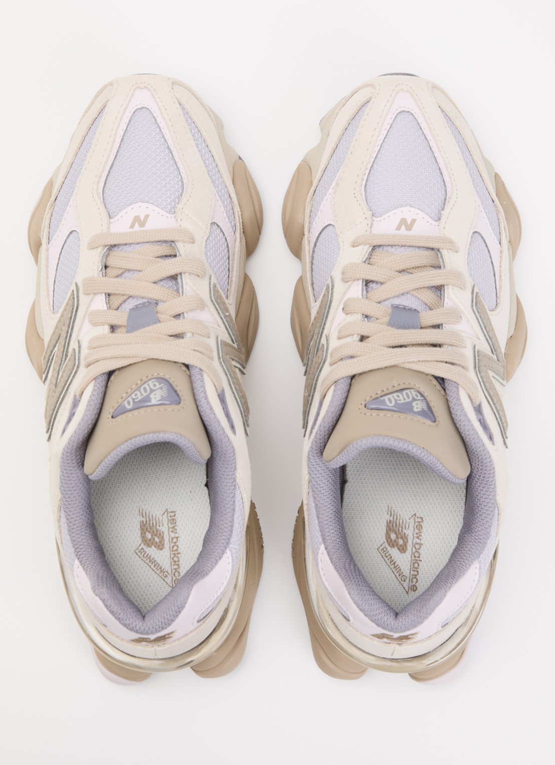 New Balance 9060 sneaker van mesh met suède details - detail 3 donkerbeige