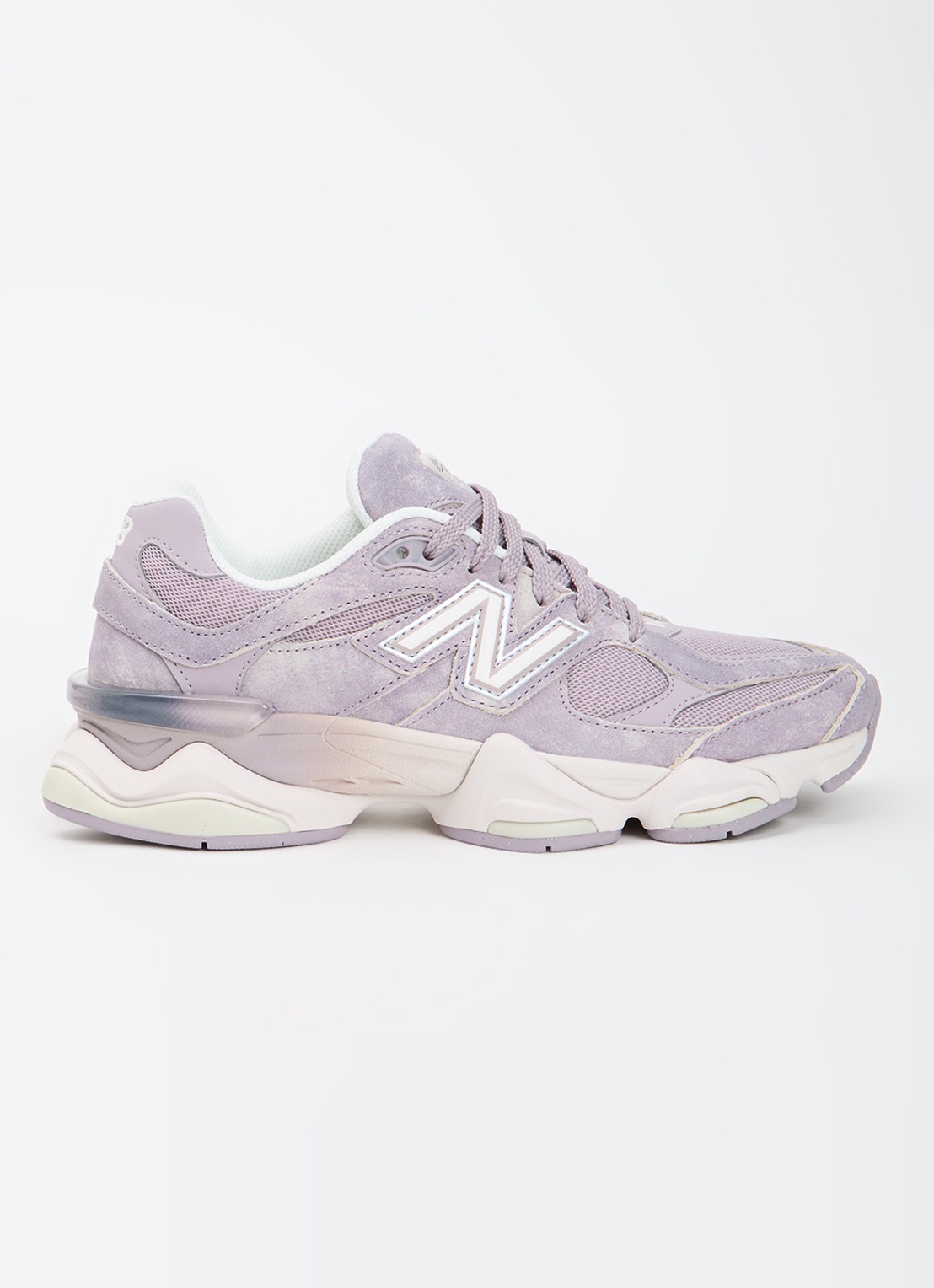 New Balance 9060 sneaker van suède met logo - voorkant lavendel
