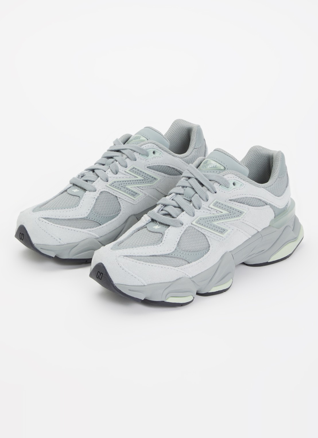 New Balance 9060 sneaker van suède met logo - voorkant 4 olijfgroen