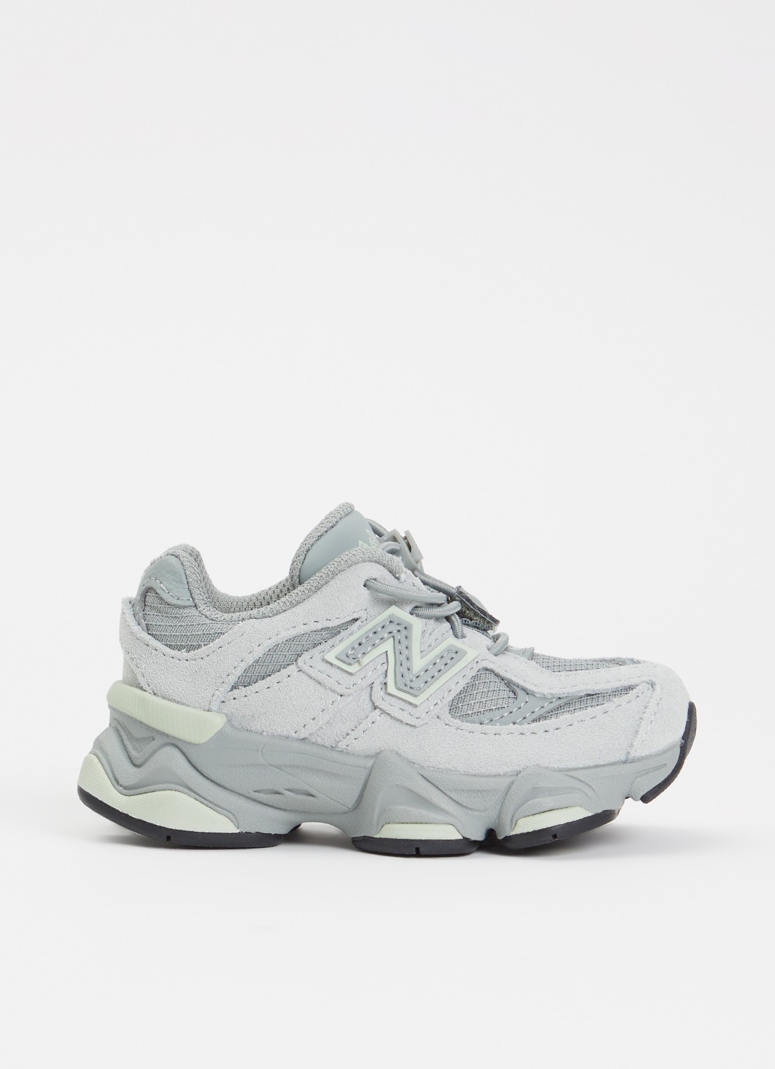 New Balance 9060 sneaker van suède met logo - voorkant olijfgroen