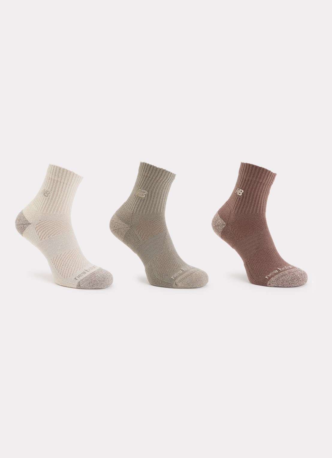 New Balance Active Premium Quarter sportsokken in 3-pack - voorkant 2 olijfgroen