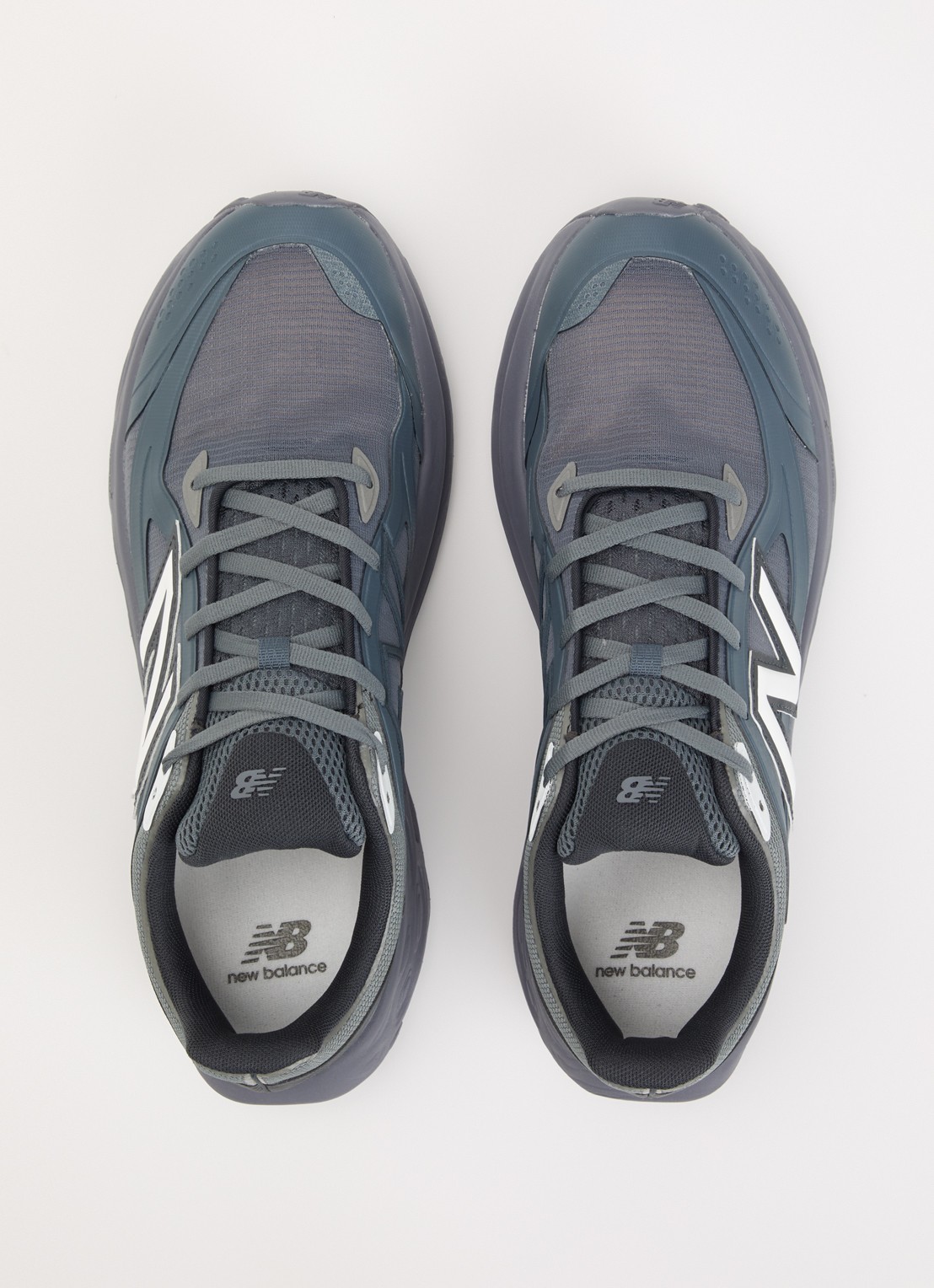 New Balance Fresh Foam sneaker met mesh details - detail 2 antraciet