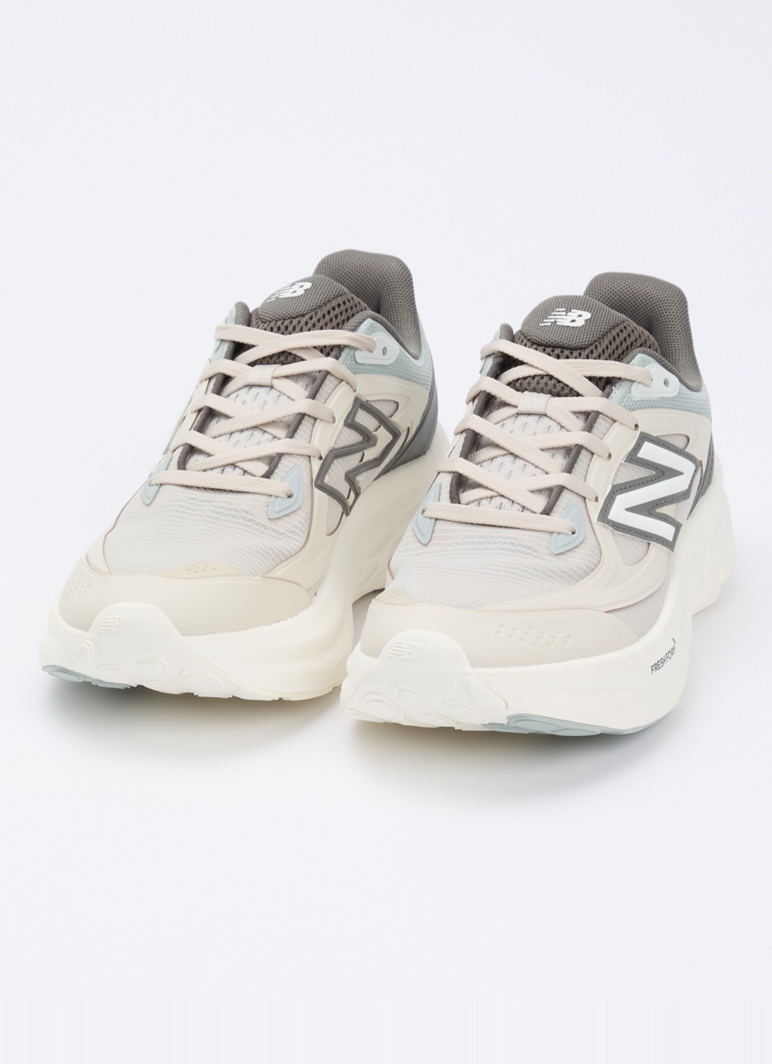 New Balance Fresh Foam sneaker met mesh details - detail 4 beige