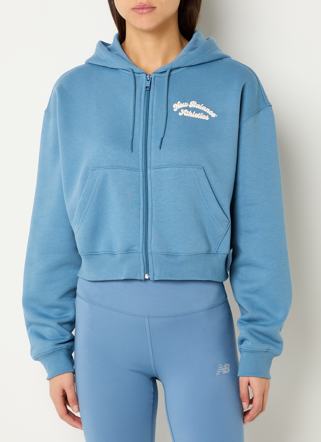 New Balance Heritage cropped sweatvest met logoprint - detail blauwgrijs