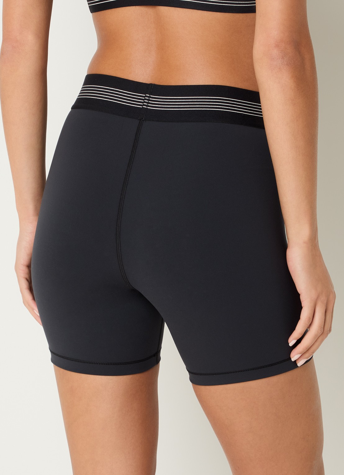 New Balance High waist skinny fit korte trainingsshort met logo - achterkant 5 donkergrijs