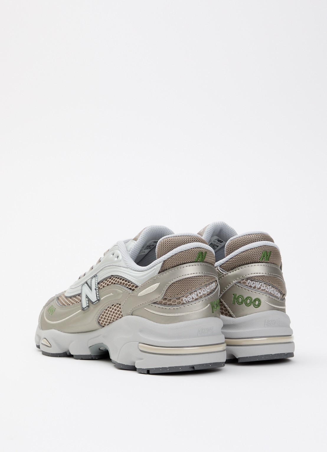 New Balance M1000 sneaker met mesh details - achterkant grijs