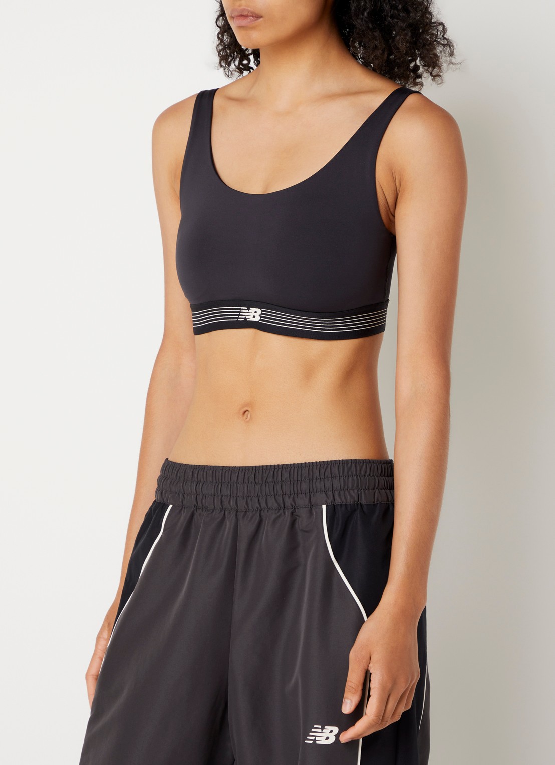New Balance Sport bh met light support en uitneembare vulling - detail 3 antraciet