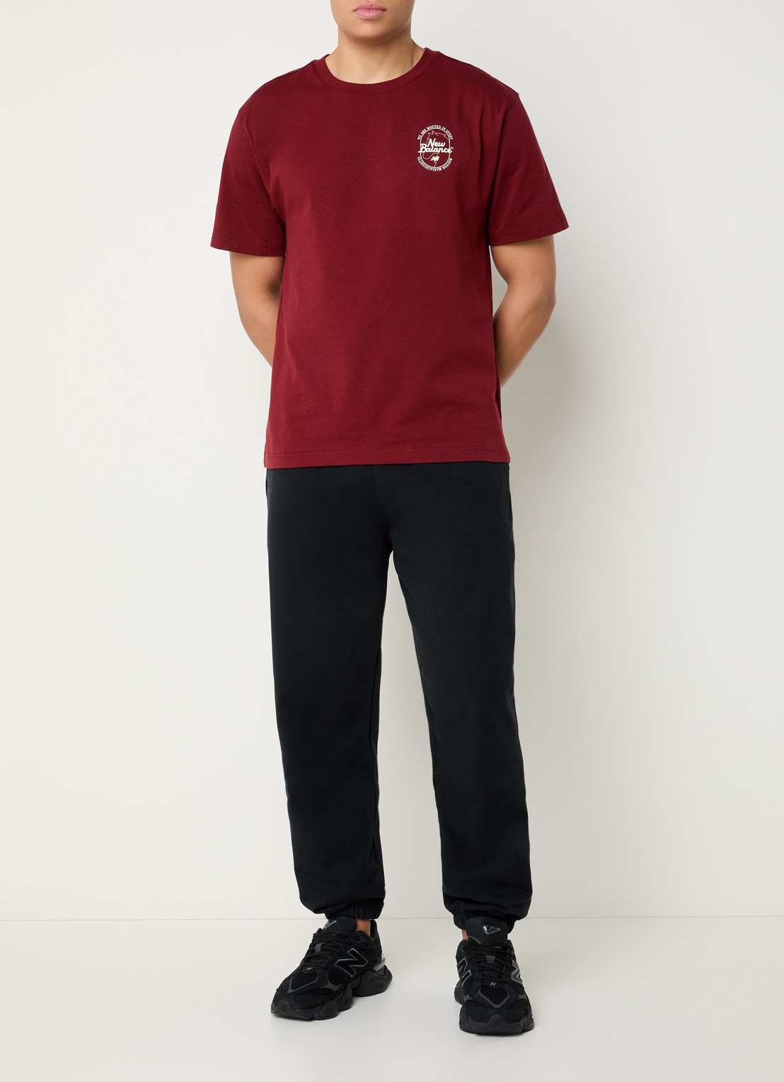 New Balance T-shirt met logo - voorkant 3 bordeauxrood