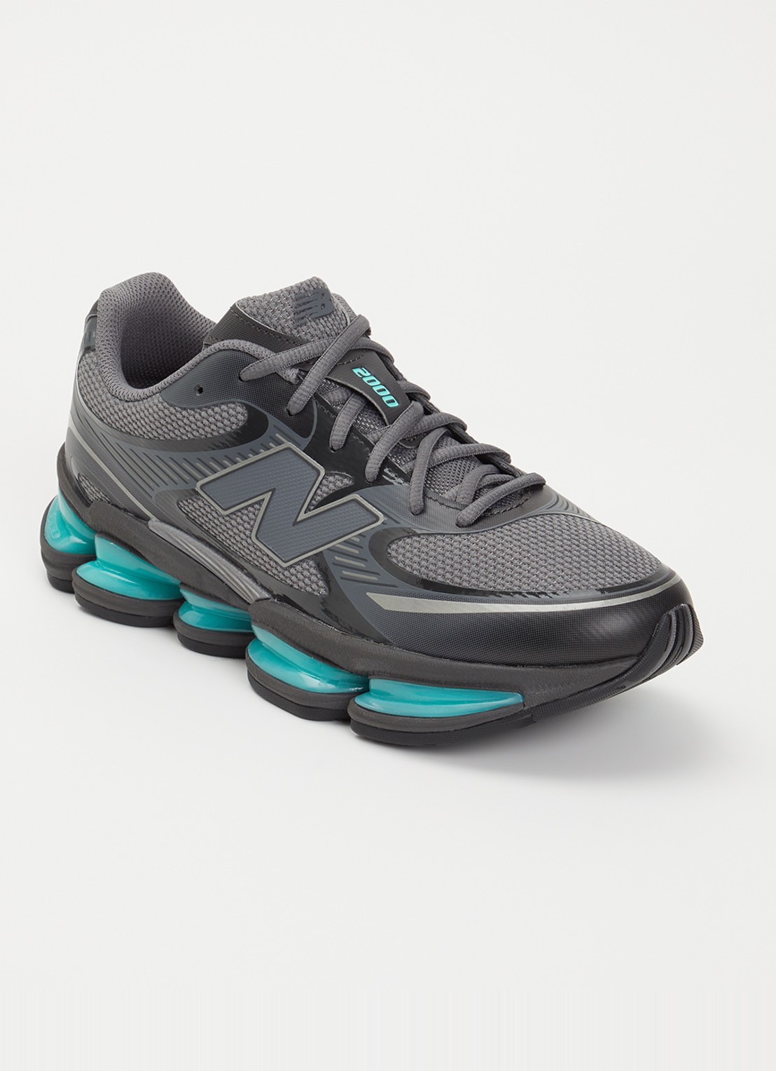 New Balance U20027 sneaker van mesh met logo - voorkant 2 middengrijs