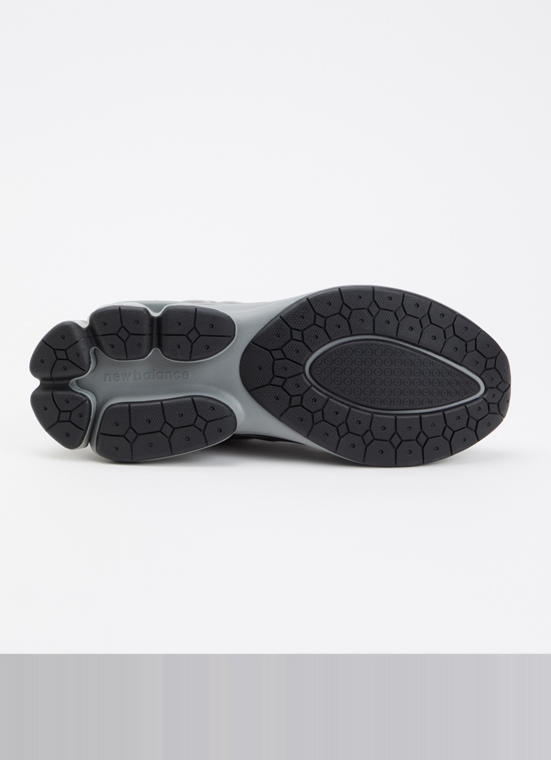 New Balance U5030 sneaker met logo en metallic finish  - detail 3 grijs