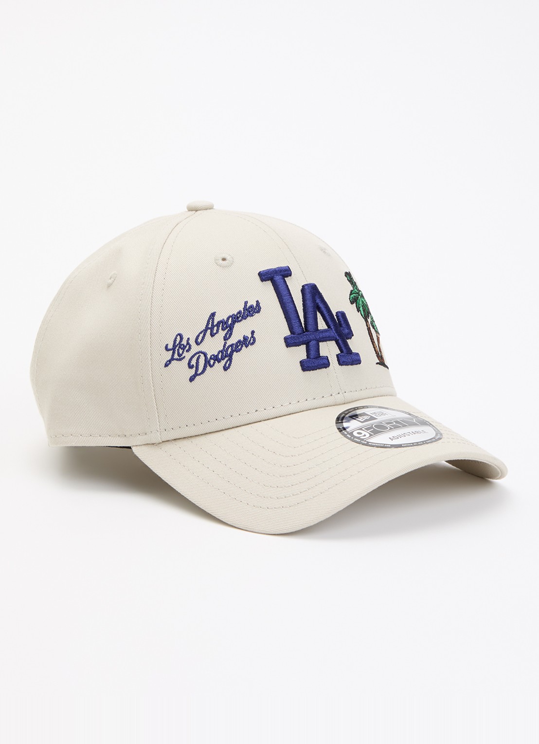 New Era Pet met logoborduring - voorkant creme
