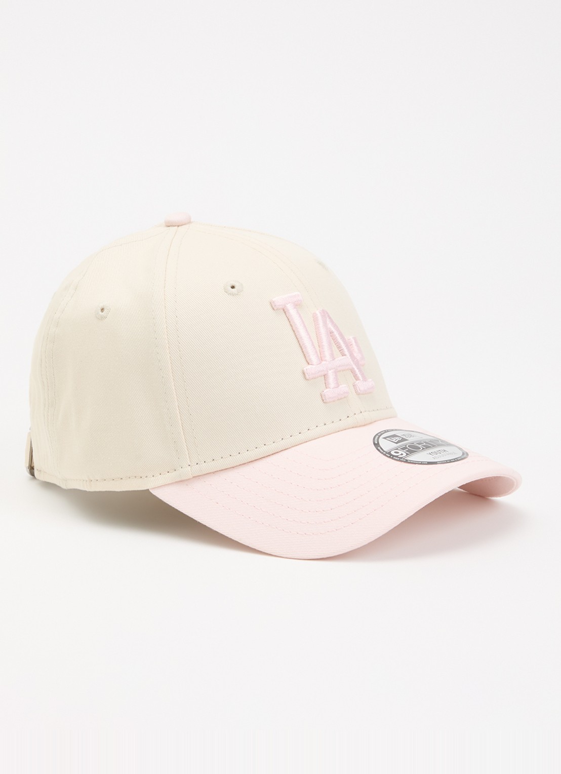 New Era Pet met logoborduring - voorkant lichtroze