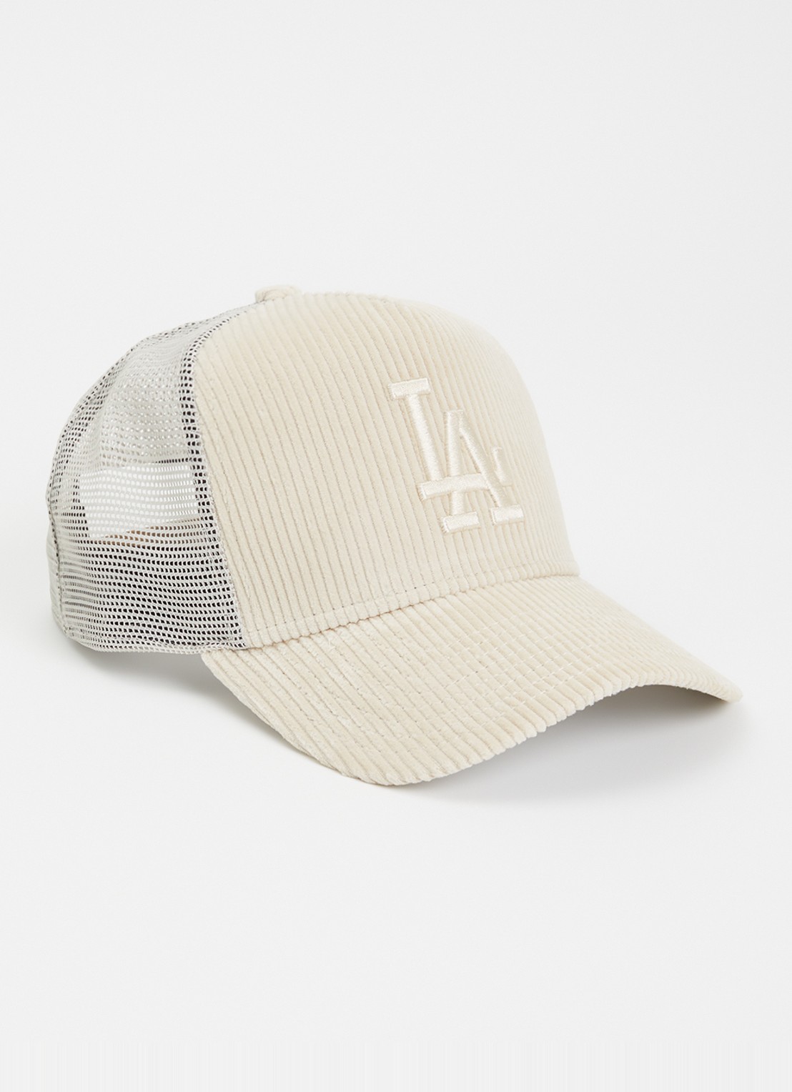 New Era Pet van corduroy met details van mesh - voorkant 2 beige
