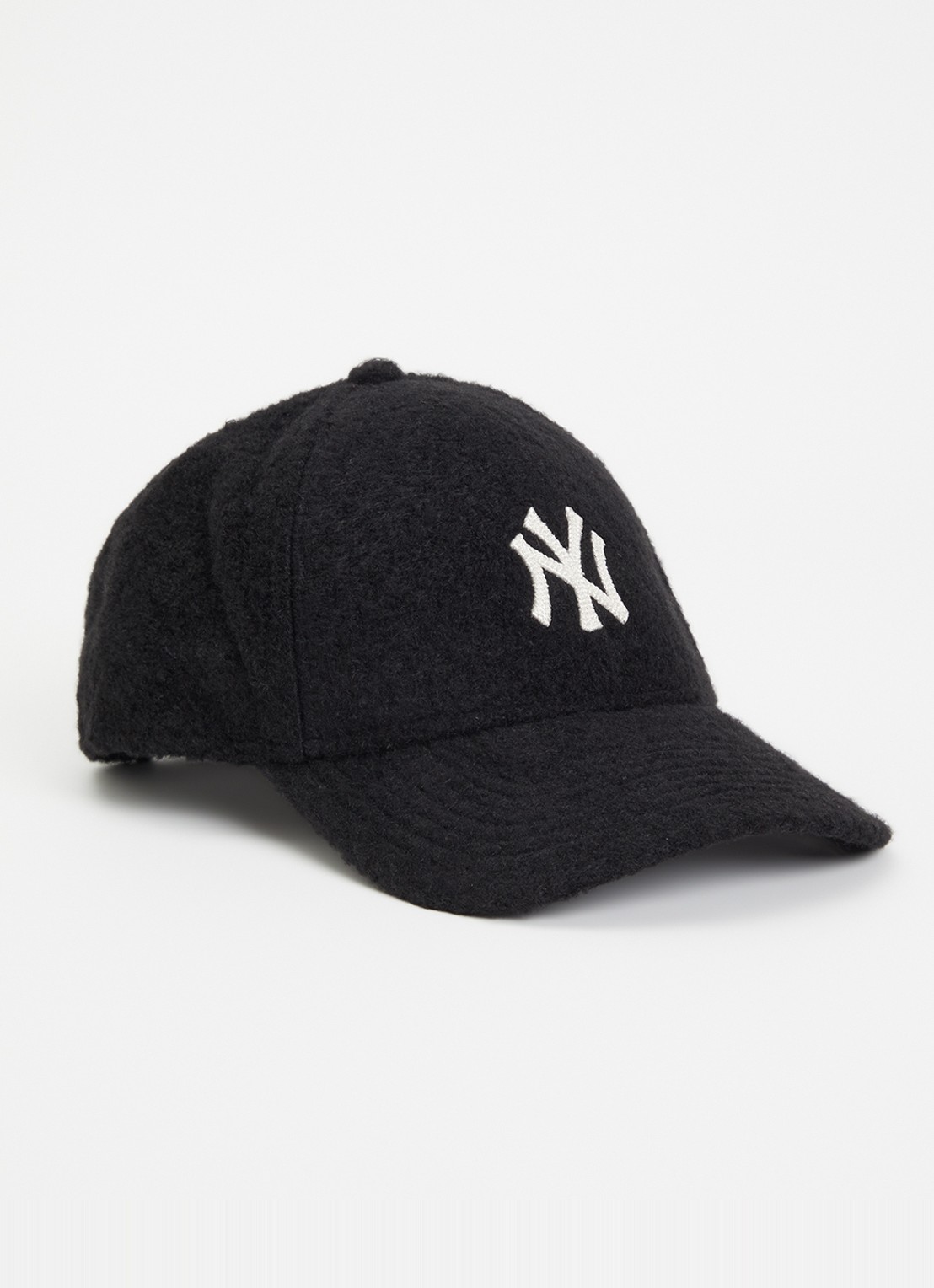 New Era Pet van teddy en logoborduring  - voorkant 2 zwart