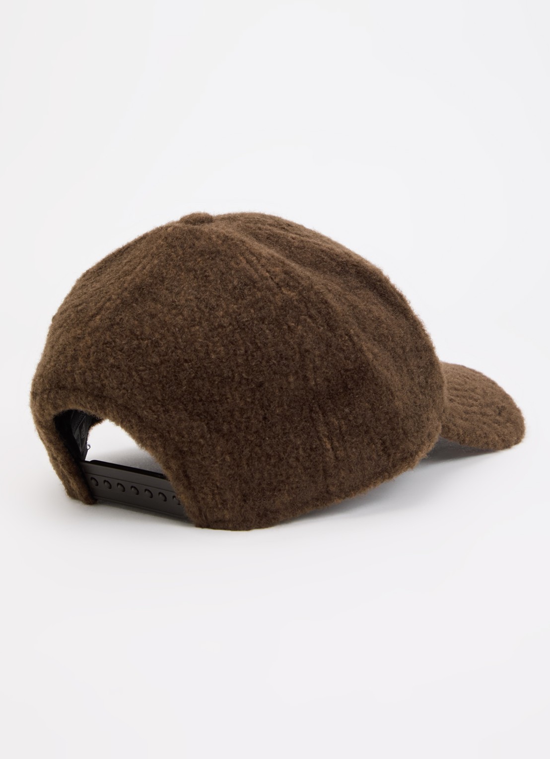 New Era Pet van teddy met logoborduring - detail 2 bruin