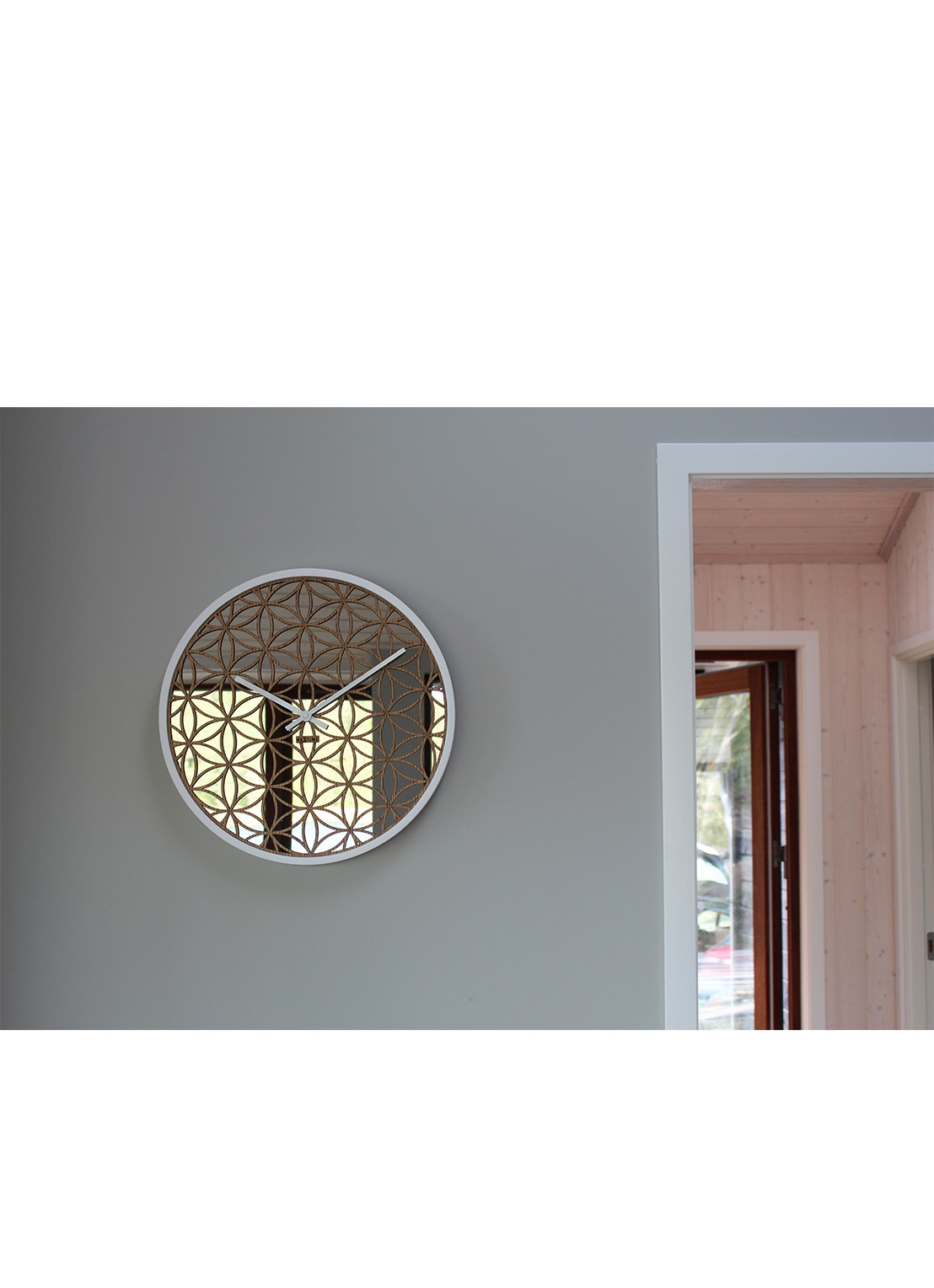NeXtime Bella Mirror wandklok 50 cm - voorkant 7 beige