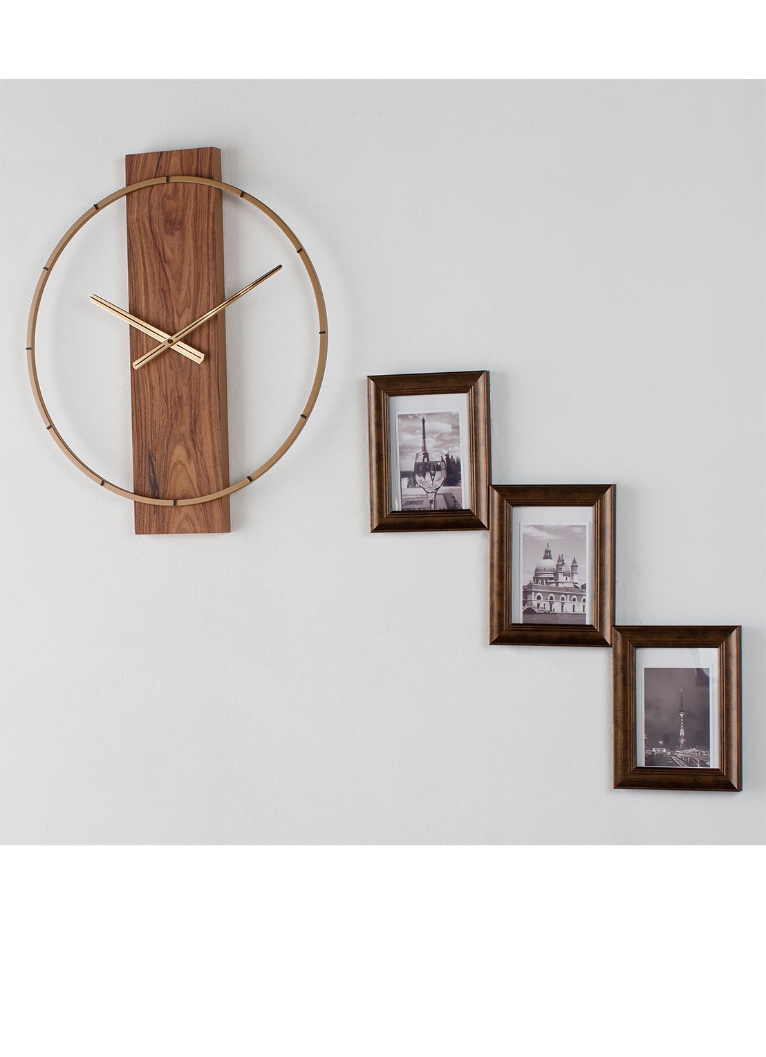 NeXtime Carl wandklok 50,8 cm - voorkant 2 bruin