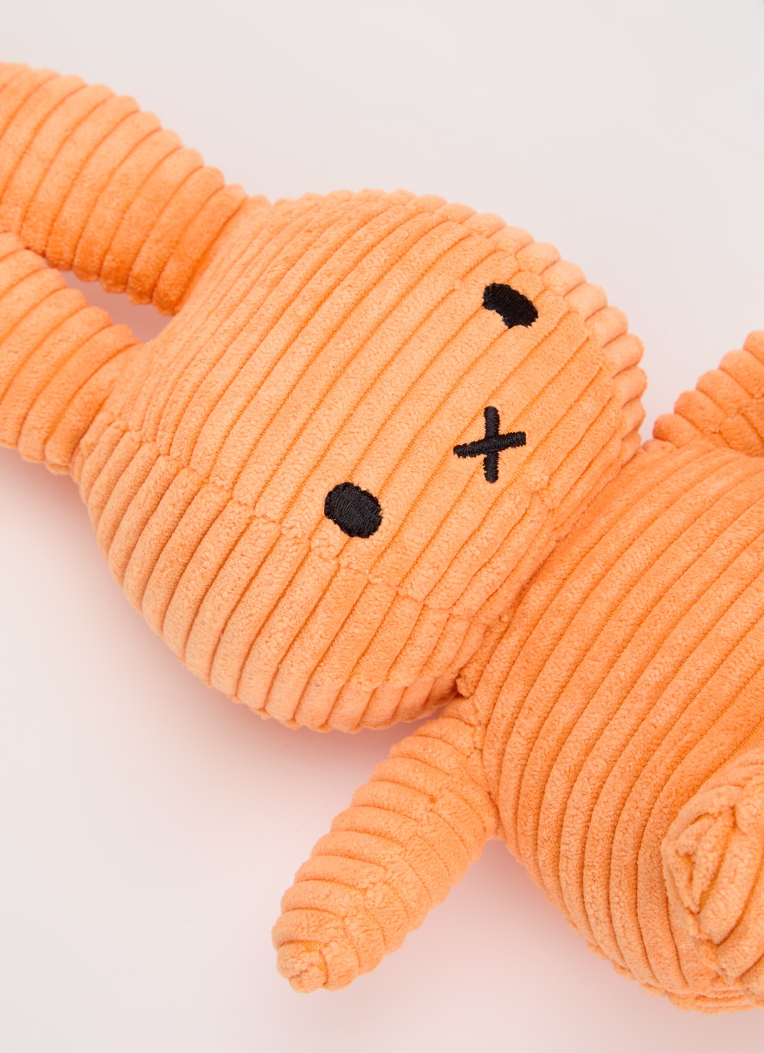 Nijntje Nijntje knuffel van corduroy 23 cm - voorkant 2 orange