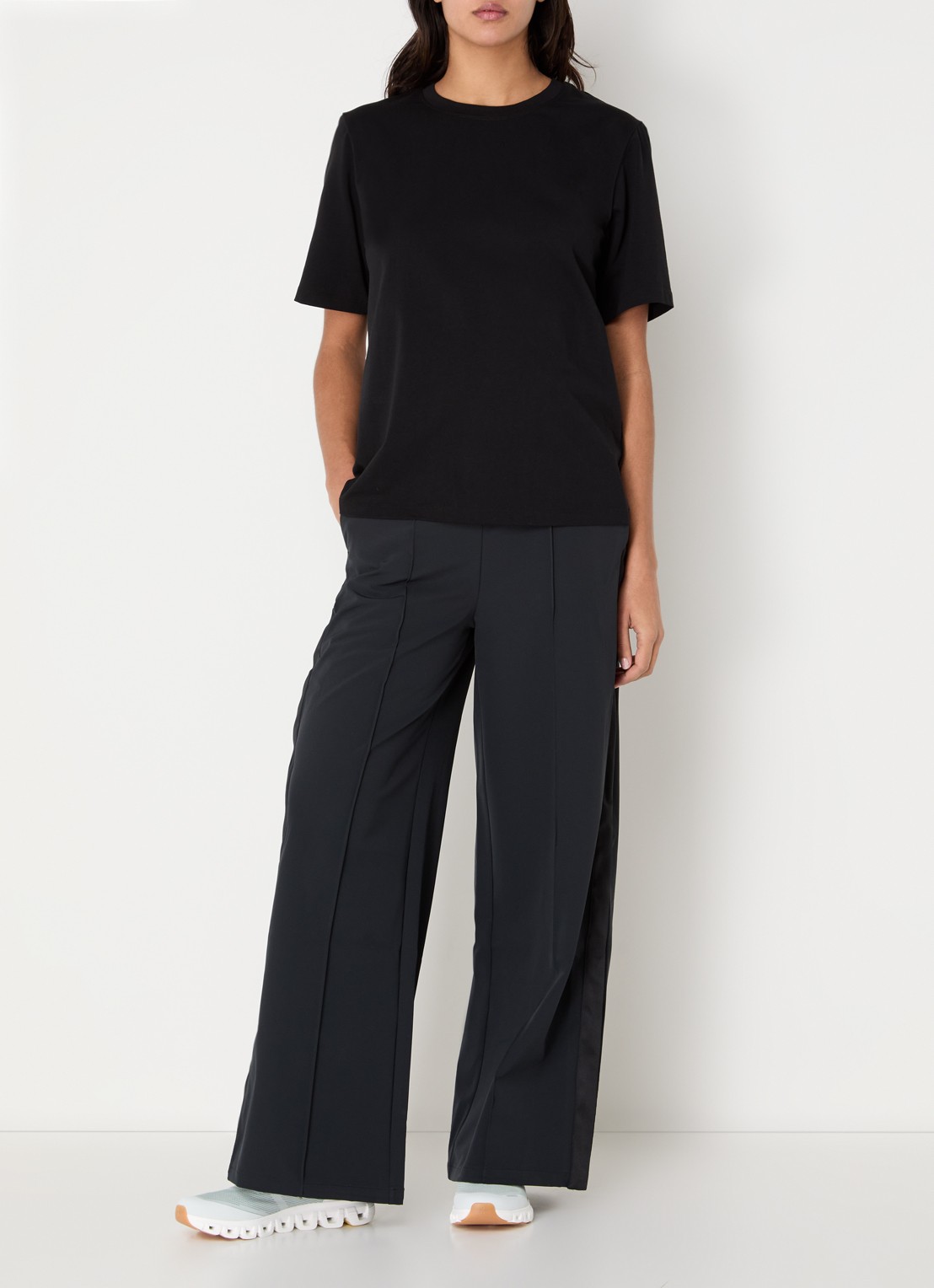 Nike 24.7 high waist wide fit joggingbroek met steekzakken - voorkant 3 antraciet
